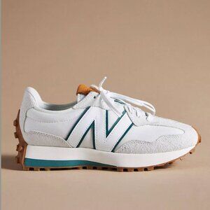 New Balance 327 Sneakers, size 8 NWT